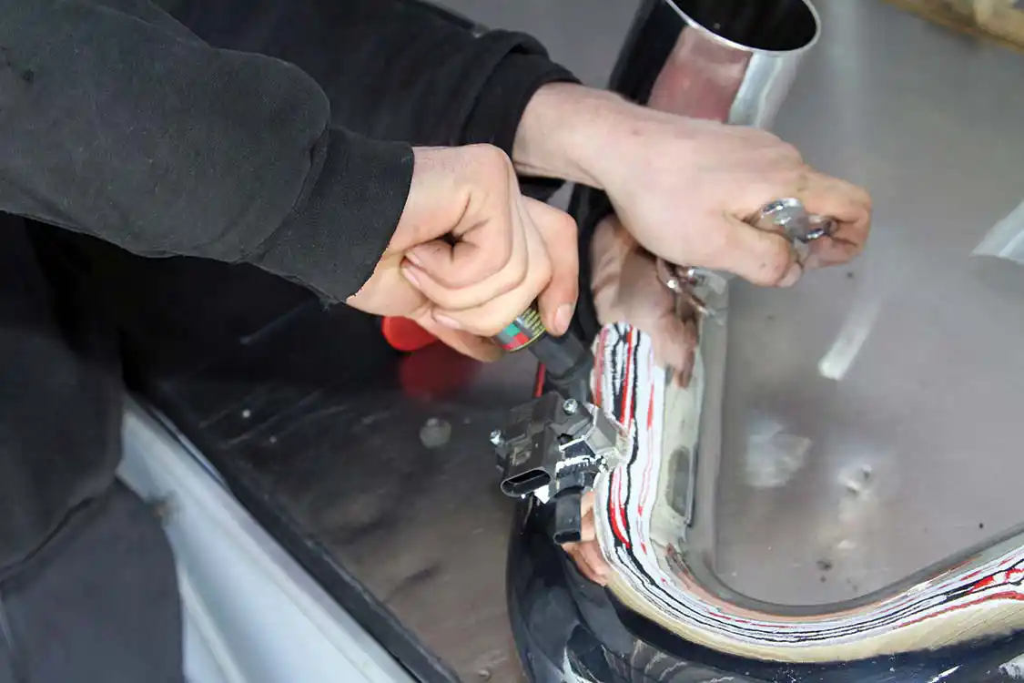 supplied adaptor to install it in intake tube
