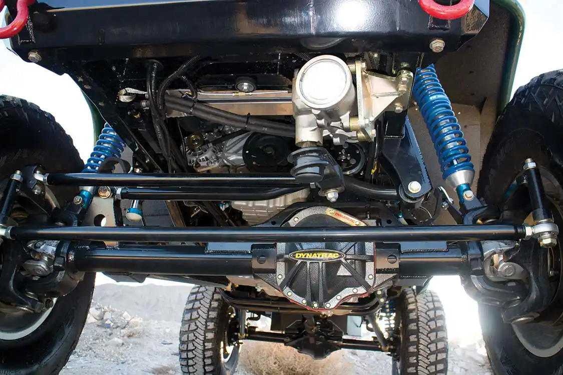 The front axle is a ProRock 44/60 from Dynatrac.