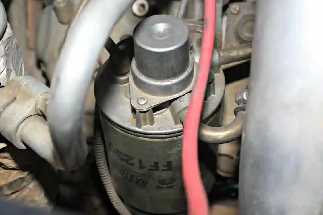 While the factory fuel filtration system works okay at filtering the fuel, the high cost of replacement filters keeps most owners from changing the filter every 10,000-12,000 miles as suggested. To help combat this, DRP offers a thread on Adaptor that will allow the use of a much less expensive Caterpillar 1R-0750 filter.