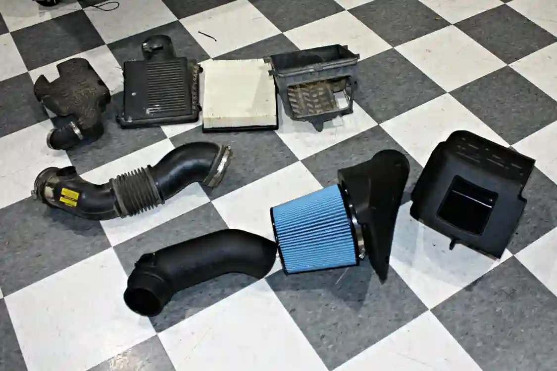 Comparing the factory intake to the new Evolution system, you can see how much better the large smooth radius ducting will improve airflow to the turbocharger. The big conical filter also offers more surface area for air to be filtered and ingested into the engine for improved throttle response, torque and performance throughout the rpm range.