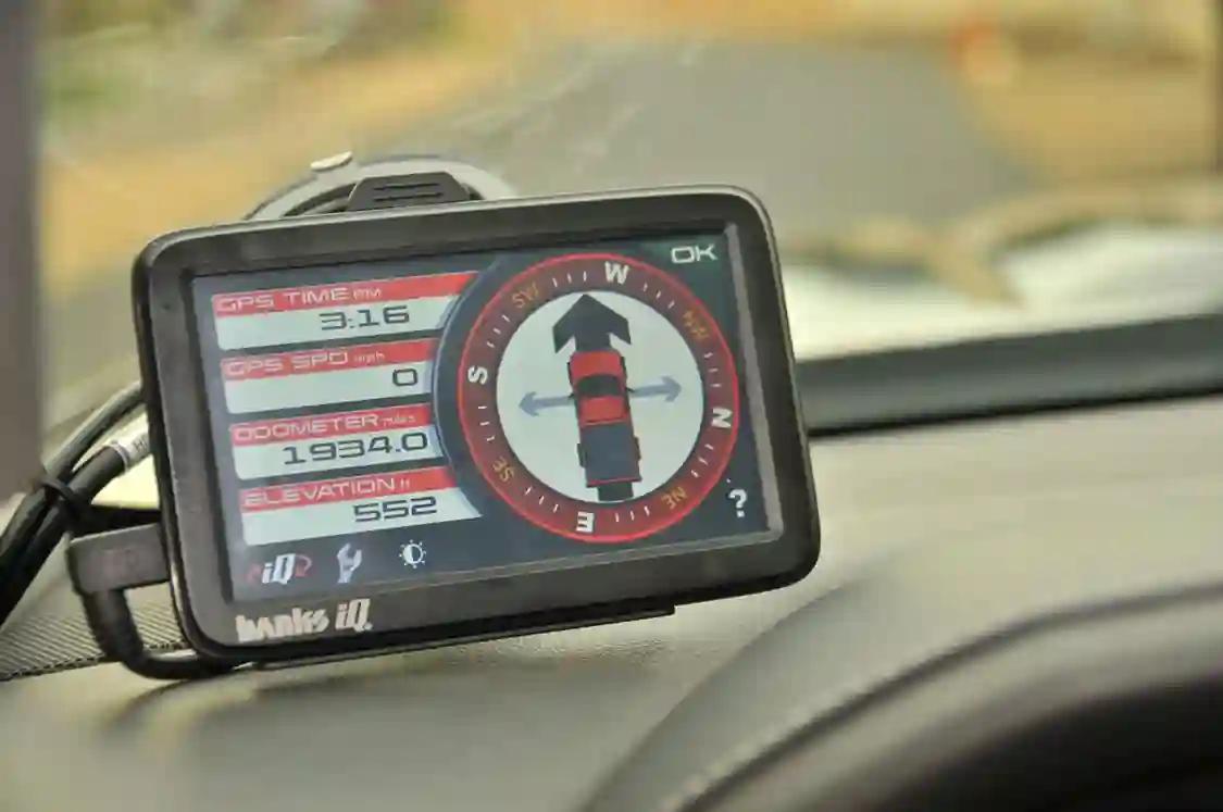 A Banks iQ 2.0 partners with an Edge CTS tuner to control the Duramax diesel engine, providing more power and better fuel economy.