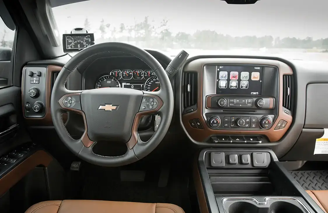 The dash is virtually stock, with an Edge Evolution CTS the only gauge upgrade. This one unit packs a lot of info in a single package. 