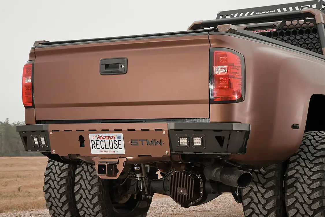 Recluse features LED taillights, cab lights, fender lights and a third brake light from Recon.