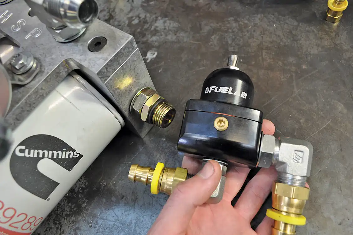 7. Post filter, the fuel is fed to this regulator. The regulator is adjustable for about any situation.