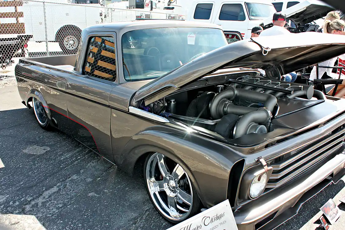 beautiful 1961 Ford Unibody
