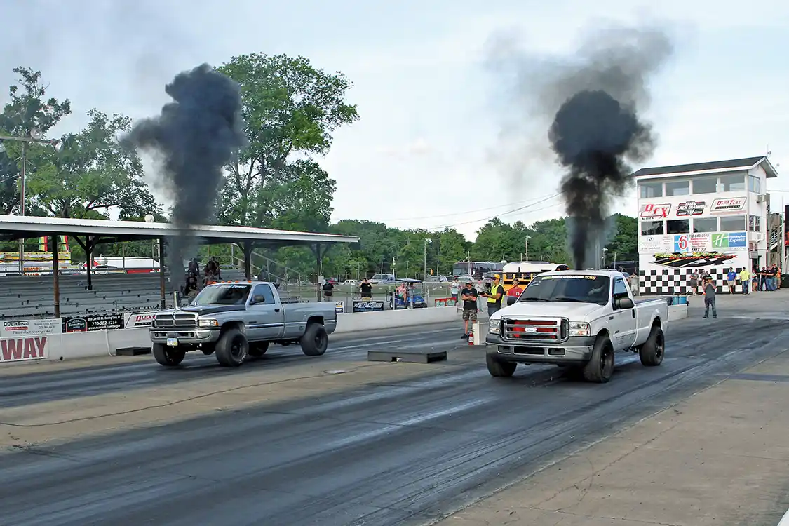 The 10.5 Index Class final round was a Dodge vs Ford battle of the regular cab 4WD trucks with Karl Mireder and his Dodge taking the win over Jaran Holder and his Ford.