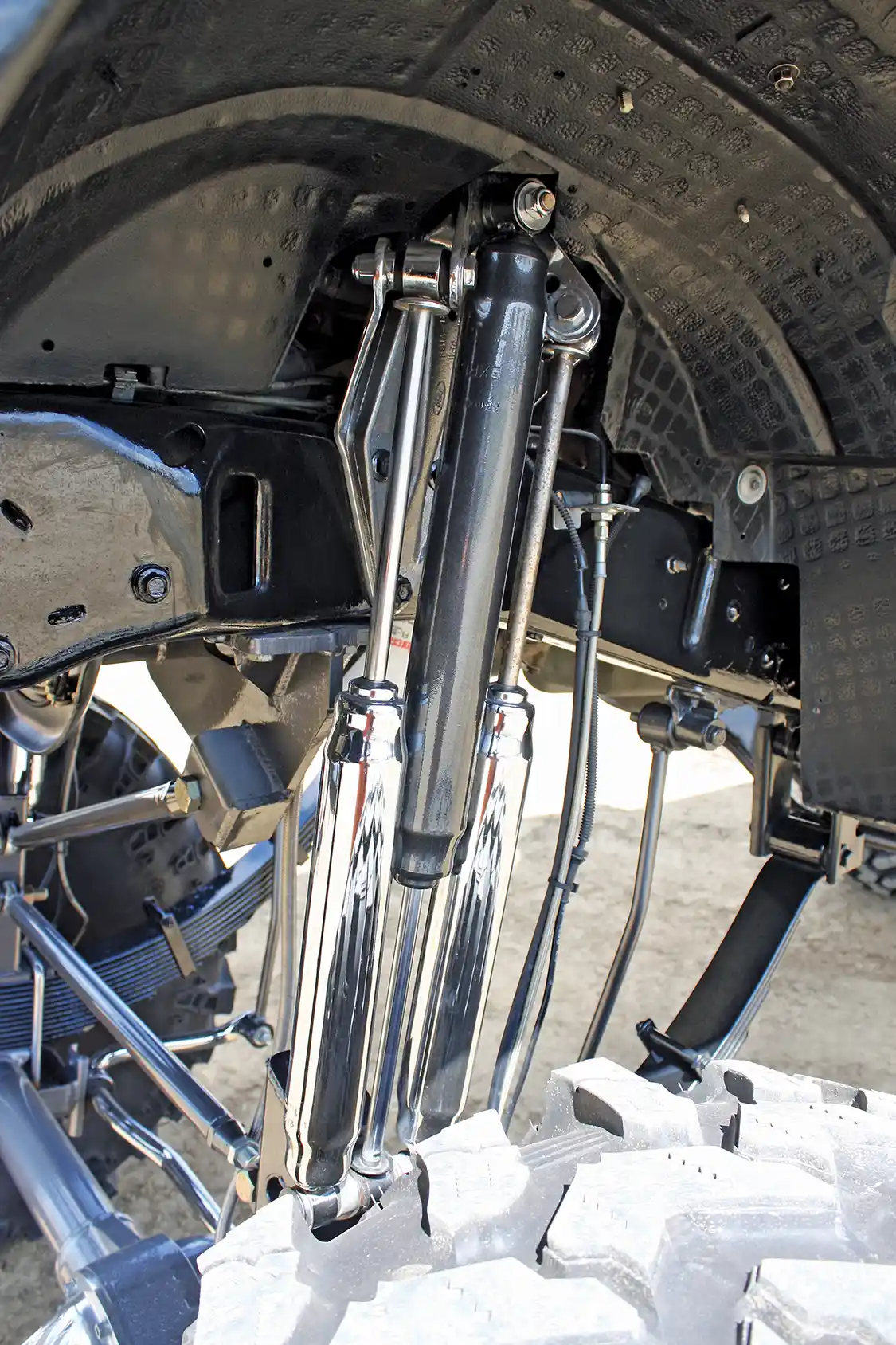 Three Skyjacker shocks are used on each side to smooth out the bumps while Pigg and his family are cruising down the road.