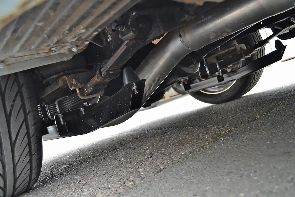 The massive AAM 1150 rear-end with 3.73 gears was taken out of the wrecked '06 Chevy and transplanted into the '58 Apache. Bill did the integration himself, including the mounts, traction bars, and rear airbags for heavy loads.