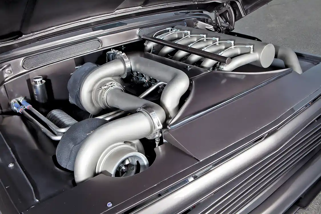 Built for performance and show, Weaver's Ford boasts 1,000 hp to the rear wheels thanks to a custom compound-turbocharged 5.9L Cummins.
