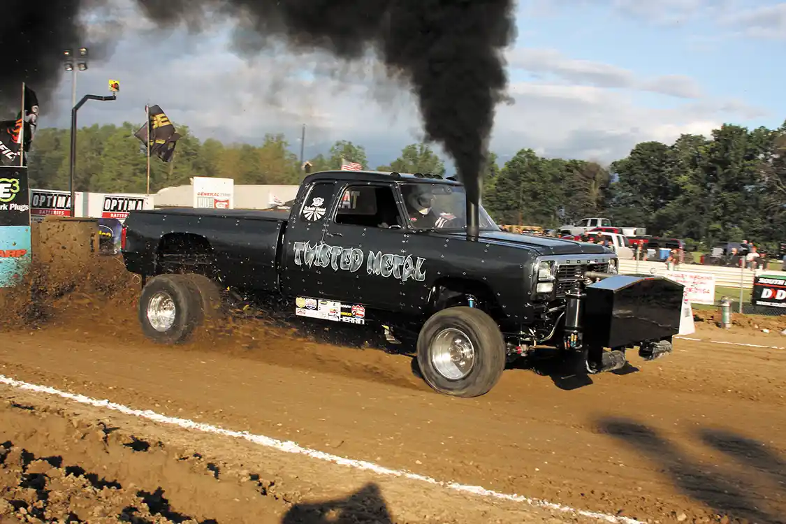 Dalton Tarr’s Twisted Metal First Gen Dodge always looks great on the track, but tonight he didn’t have enough for the competition and finished outside the top-five.