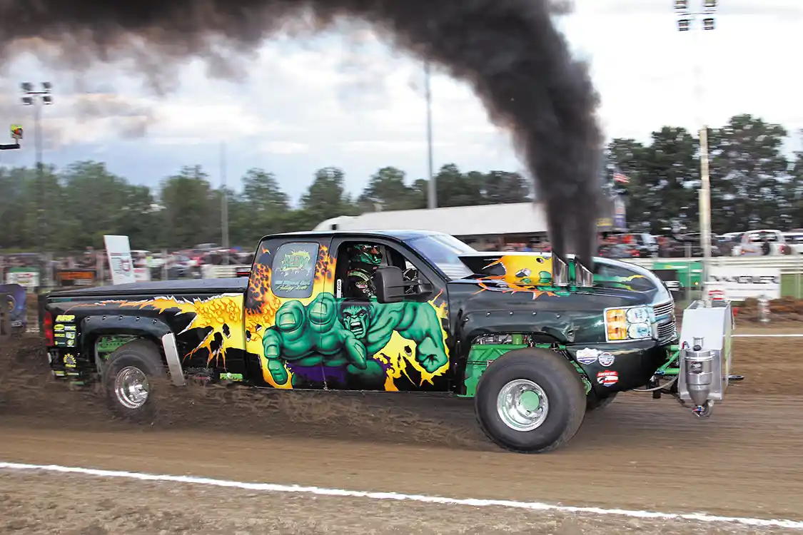 Matt Clemons’ Alter Ego truck is always a crowd favorite, especially among the younger fans. He finished in fifth place in the Super Stock Class.