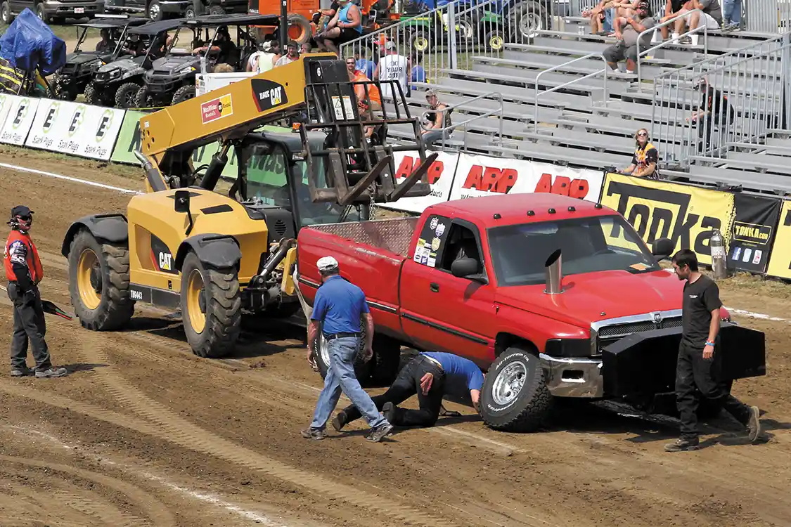 Bo Layne had a rough day in 2.6 Class qualifying on Friday when something broke in the front axle of his Dodge.
