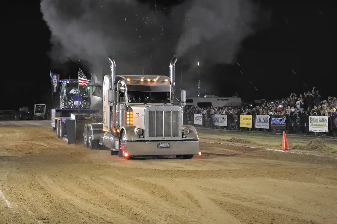 Modified semis got into the action at the World finals, with real work trucks like Rick Fenwick's gear-banging Peterbilt. Many drivers chose to shift two or three gears while heading down track, which made for quite the spectacle.