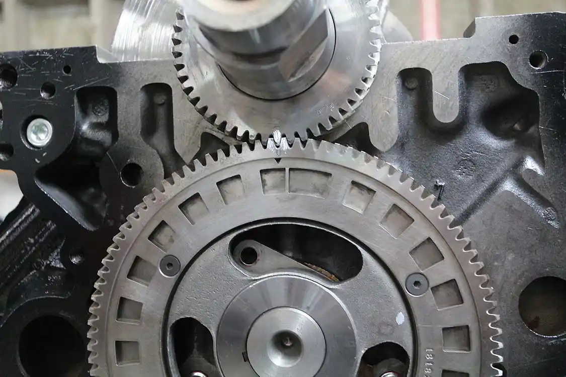 23. The cam and crank must be installed with the alignment marks on the gears matching, as seen here. Be sure this is done when doing the assembly yourself.