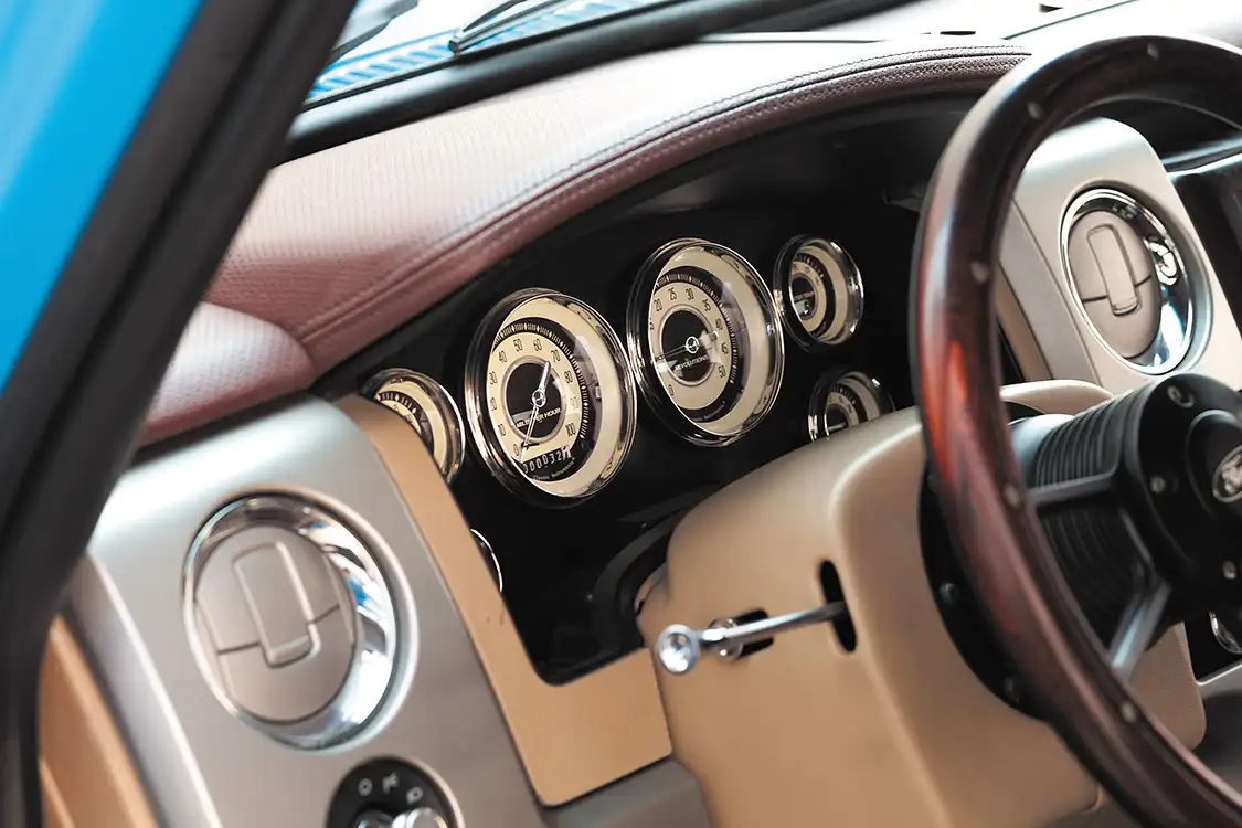 All the gauges, switches, and air vents—including the rear vents on the 2012 dash—work flawlessly.