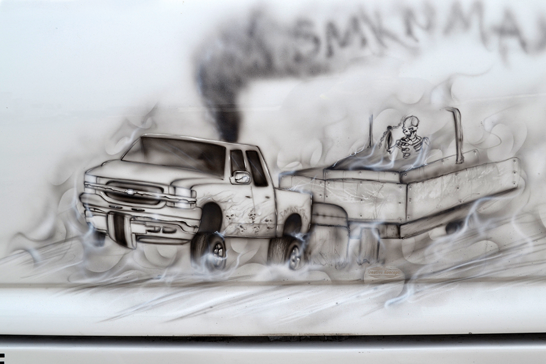 Roscoe's Paint provided the awesome skull-infused artwork which makes the Smokin' Max stand out in any crowd of pullers.