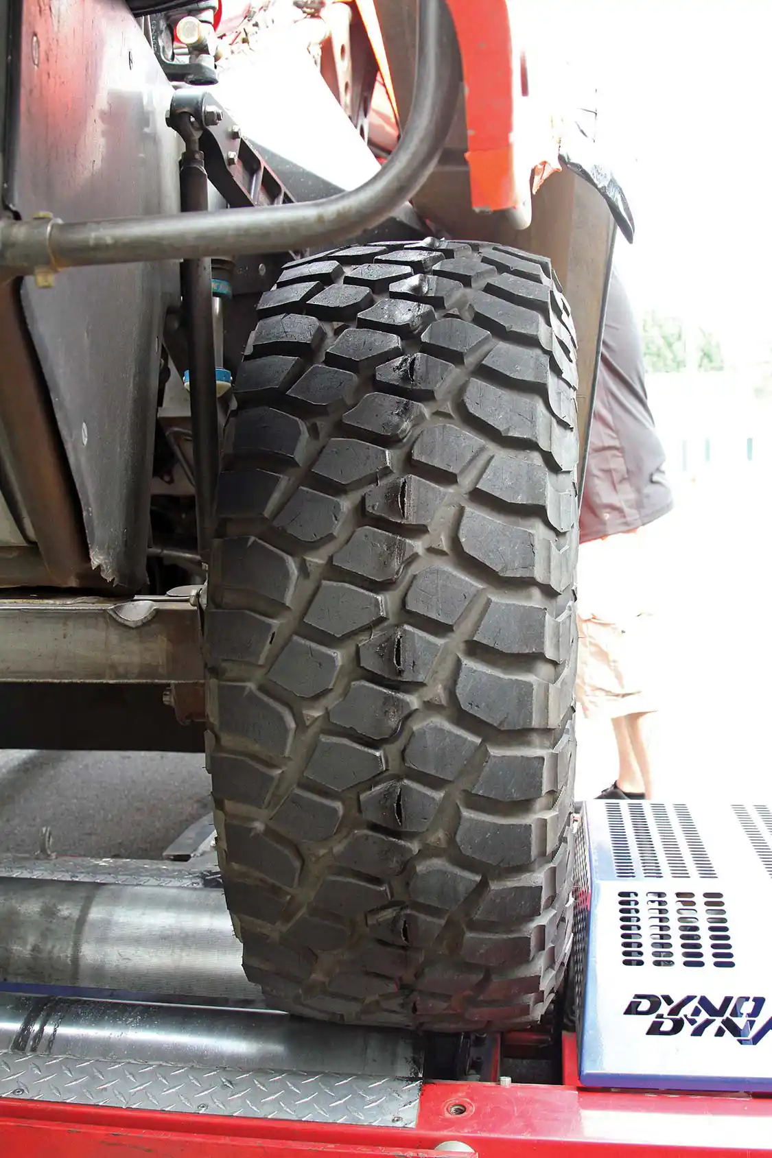 Seeing (and hearing) the RPM Offroad Geiser Trophy Truck run on the dyno was impressive. Too bad the tire blistered before we could see the full potential of that race engine!