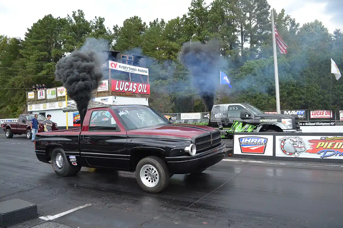 A big part of Rudy's Fall Truck Jam was the $16,000 Pro Street shootout, which paid a whopping $10,000 to the winner. Trucks had to run quicker than 6.79 to make the cut, and the top 16 were chosen for the following day's race. Both Mark House's lightweight <a href="https://www.dodge.com/">Dodge</a> (near lane) and the <a href="https://marylandperfdiesel.com/">Maryland Performance Diesel</a> Ford (far lane) made the cut, running 6.54 and 6.77 respectively.