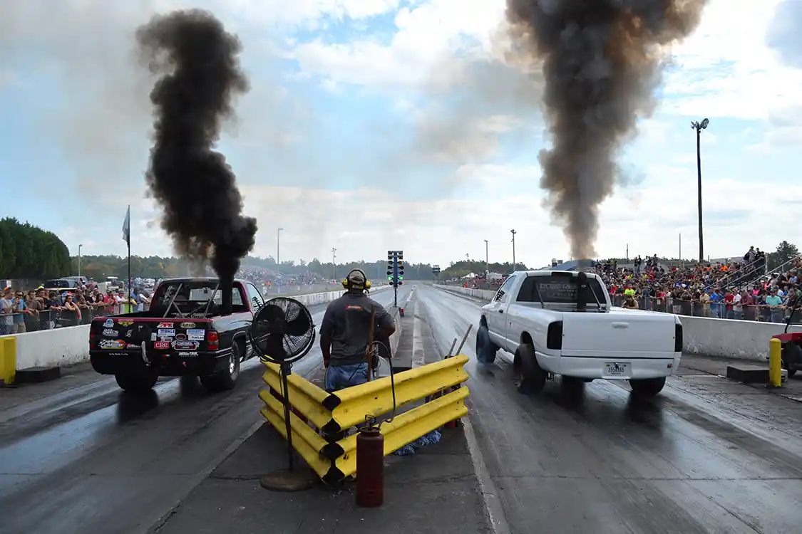 Here Ben Shadday is seen just starting to spin the tires, which then turned into a 300 foot, four-wheel drive burnout. Fortunately for him, Mark House also had traction problems, and Ben got the win.