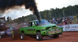Brothers Tyler and Tyson Dillard both ran 3.0 trucks, with Tyler's "Smokin" finishing behind his brother's "Smokin II" by a good 30 feet.