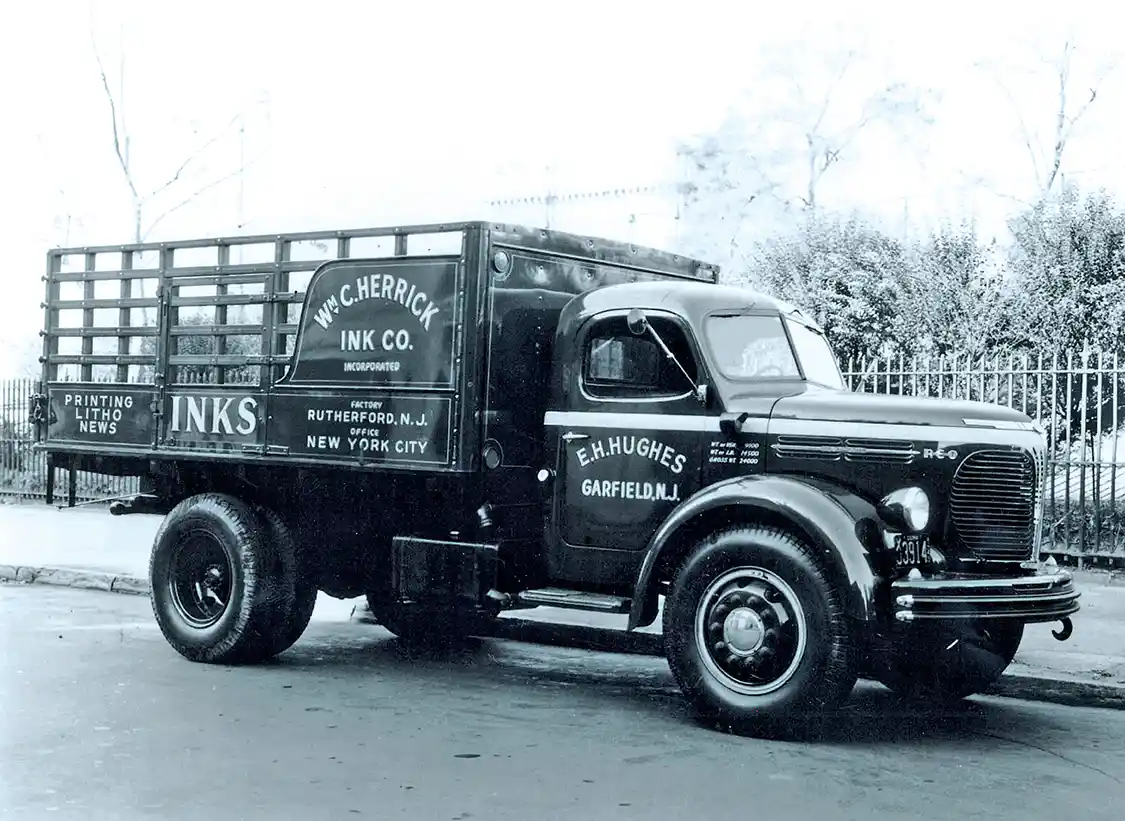 REO styling continued to reinforce its leadership in 1940 as this short-wheelbase Model 23 demonstrates with its radical front cowl and unique grille design. Along with its competitors, the company continued its pre-war styling in the post-war market.