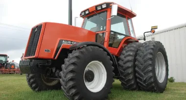The traditional Persian Orange AC paint was on the way out when this tractor was built, but it’s one of the last of the Allis-Chalmers badged 8070s. In fact, it’s widely reported that the last tractor to roll out off the line in West Allis, Wisconsin, was a Deutz-Allis badged 8070. At the time it was shot, this tractor was on the lot at Wannemacher Sales, an AGCO dealer in Ottoville, Ohio. It’s been upgraded with Firestone radial tires and rear duals, making it a traction powerhouse.