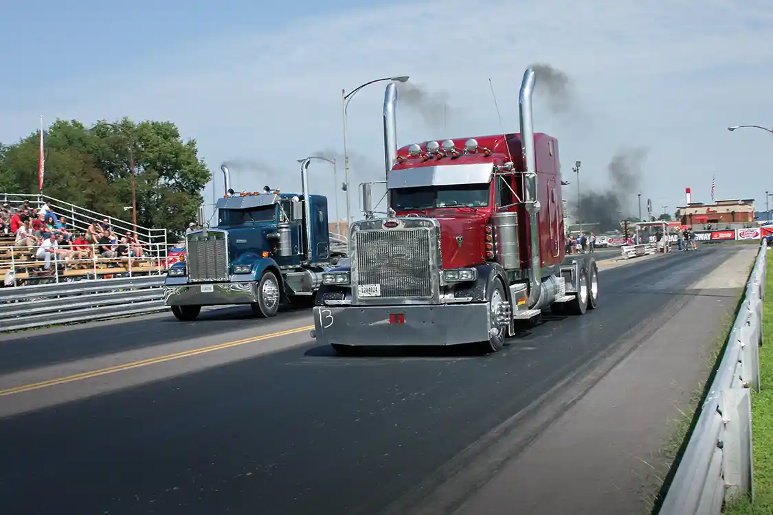 Robby Patterson and his maroon <a href="https://www.peterbilt.com/">Peterbilt</a> took the win Sunday over Josh Hubbard and his blue <a href="https://www.kenworth.com/">Kenworth</a> in the Big Rig class.