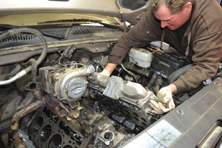 Duramax Head Gasket Replacement '04.5 LLY Diesel World