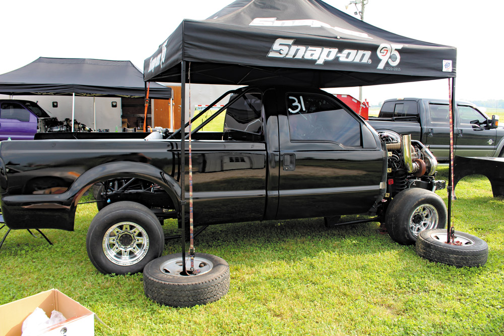 Austin Denny's 6.0L Ford Power Stroke Drag Truck