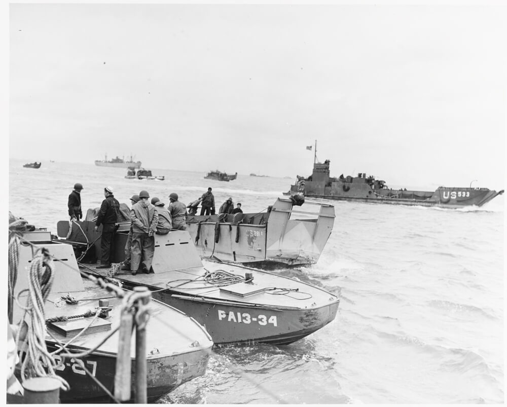1944 Land Craft Support boats