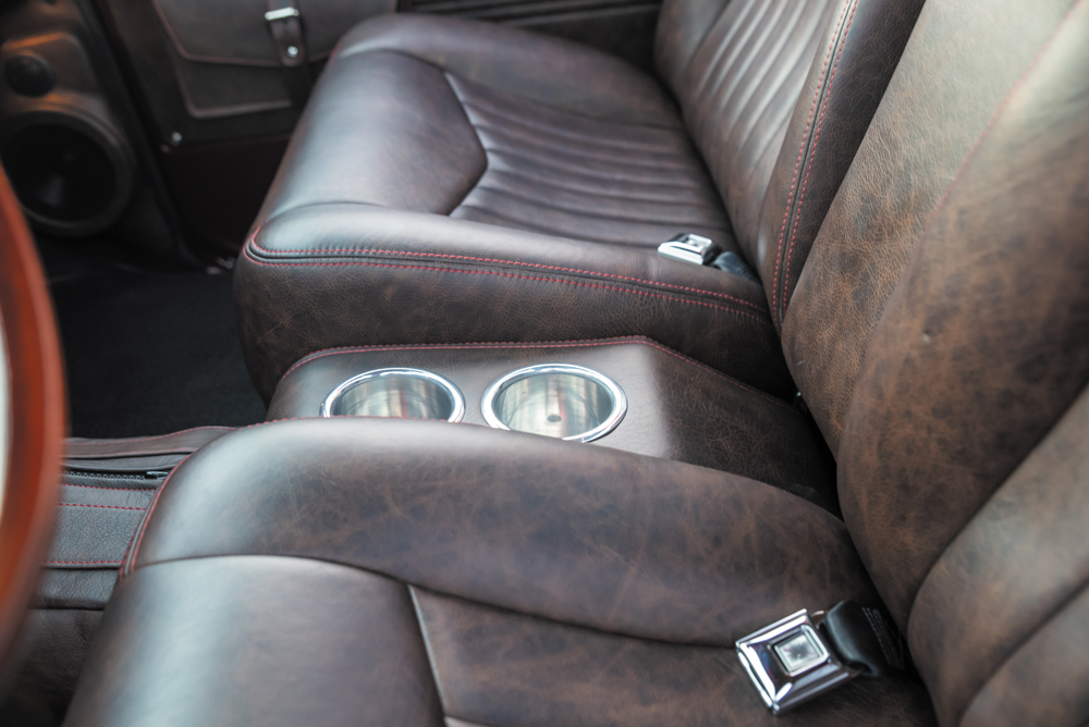 Glide Engineering’s split-back bucket leather seats