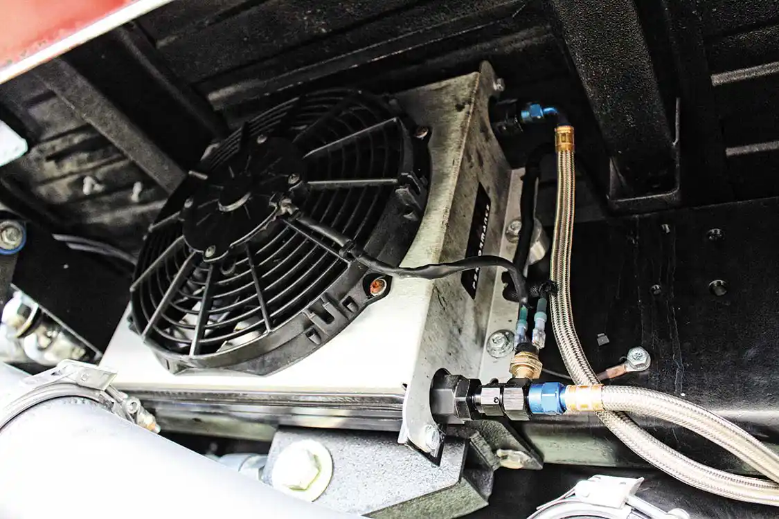 40-row Hyper-Cool Extreme auxiliary transmission cooler