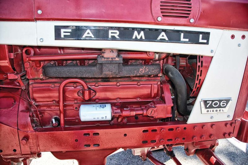 Early vs Late Farmall 706 Diesel World