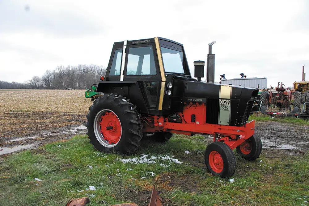 Case 1070 Black Knight