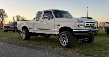 Diesel Truck Wars Drag Race