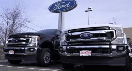 Ford announces the company will continue include AM radio