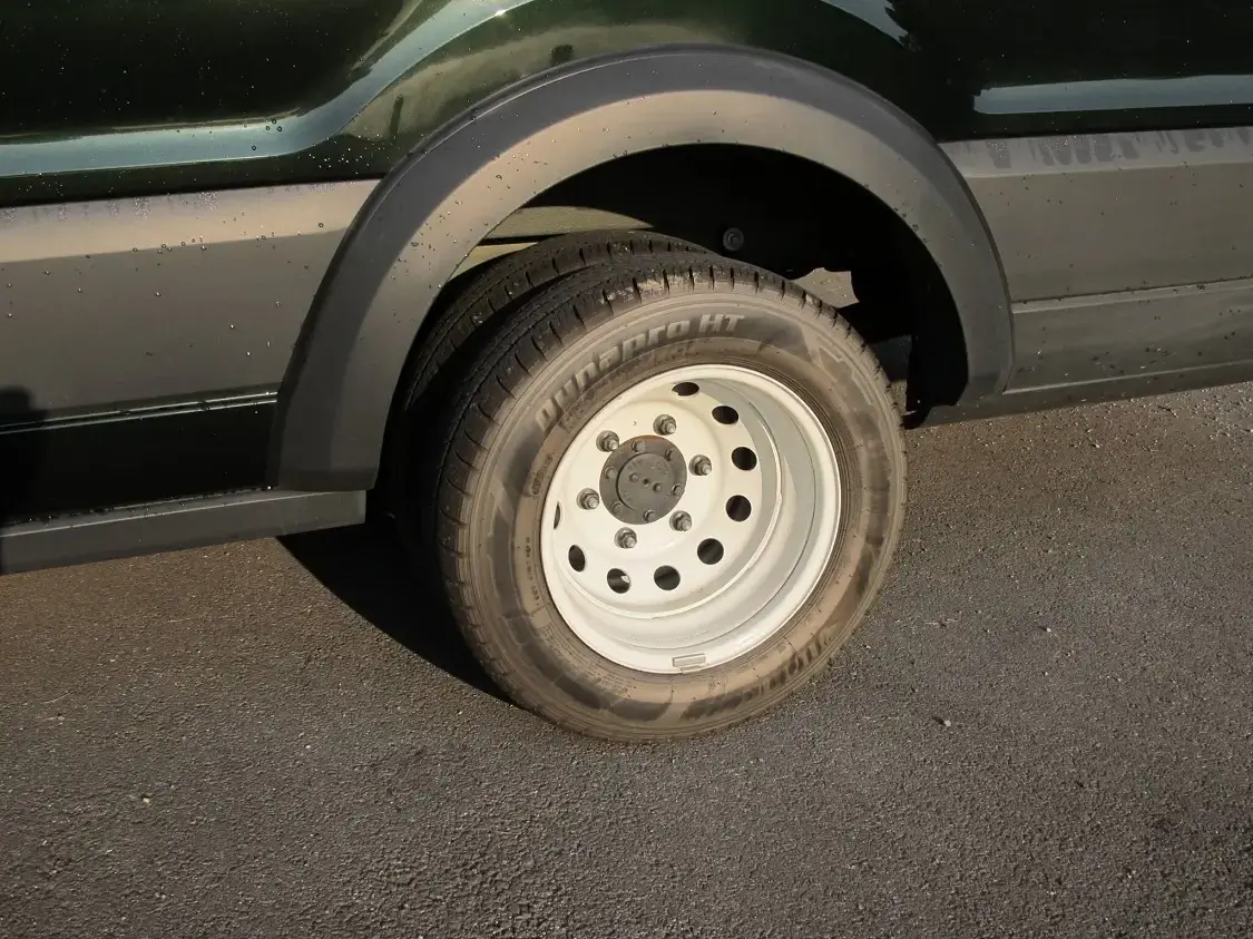 Our test van was a 3500 with the dual rear wheel package. 