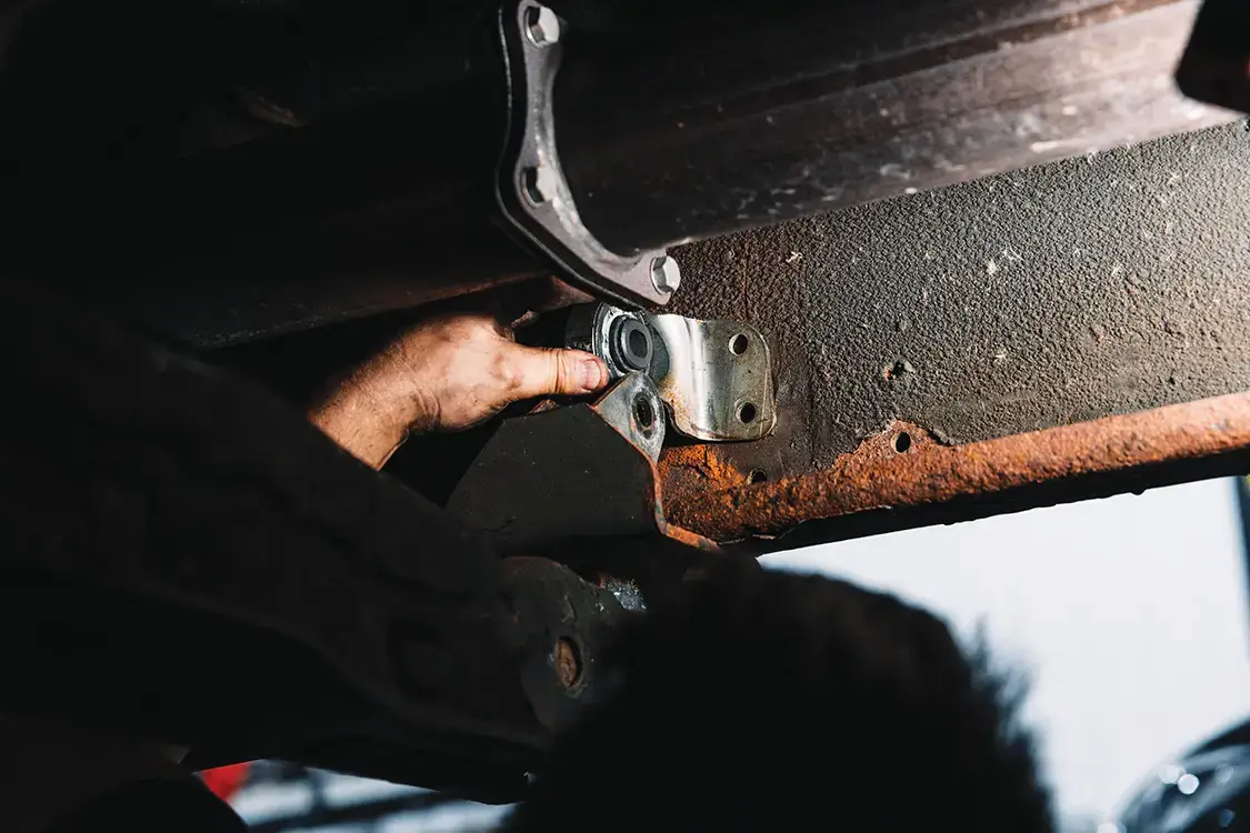 DMAX XD Torsion Bar Supports