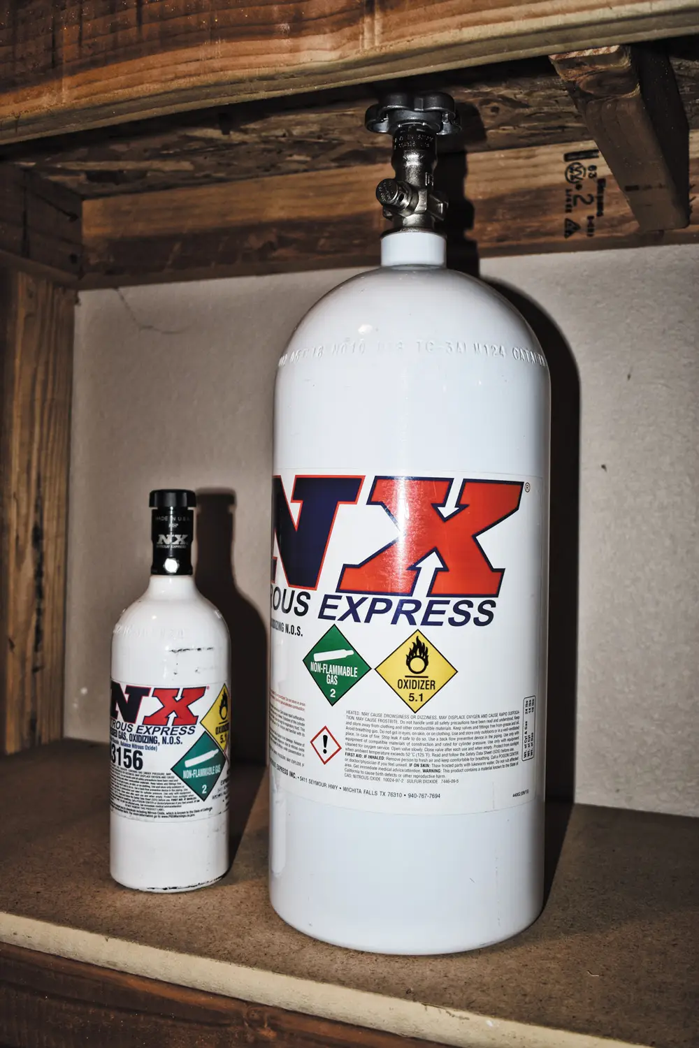 Nitrous Express 1 lb. nitrous bottle, 10 lb. nitrous bottle