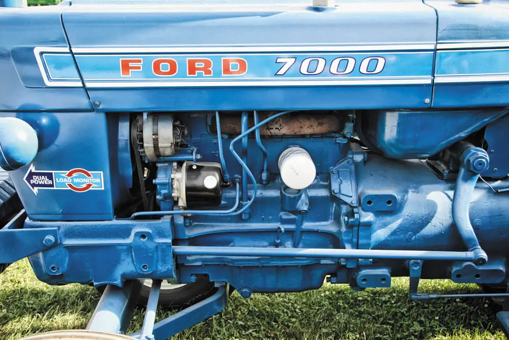 Ford 7000 four-cylinder diesel tractor